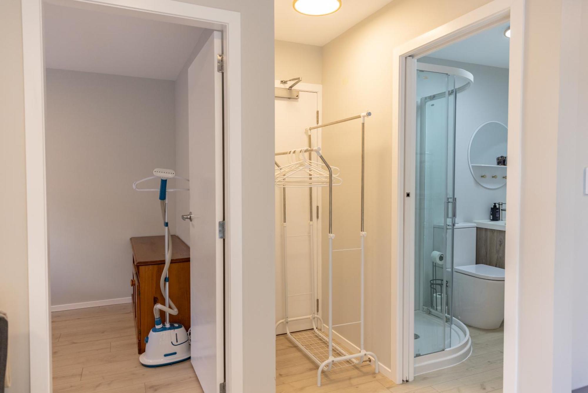 Back Garden Flat With Free On Street Parking And Fiber Wifi - 15 Mins To Ferry, Stadium, Cbd ويلينغتون المظهر الخارجي الصورة
